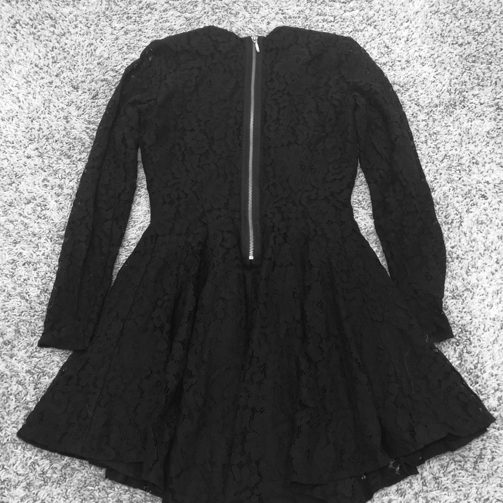 NWOT H&M Size 4 Women Dress. - Picture 3 of 8